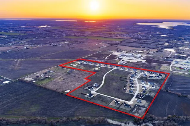 $220,000 | 701 Cambridge Court, Nevada, TX 75173