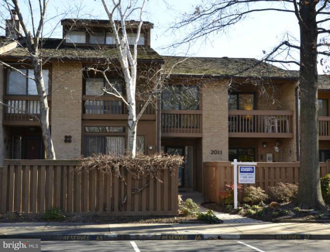 2011 Lakewinds Drive Reston, VA 20191 - Photo 2 of 26 This home features a carport & addl parking spot.