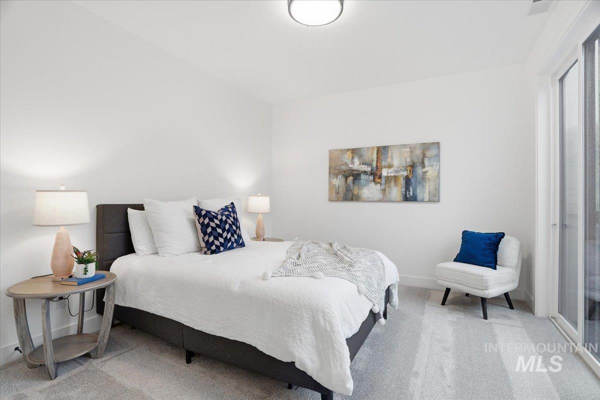 11685 North Rabbitbrush Way Boise, ID 83714 - Photo 31 of 35 Carpeted bedroom with baseboards