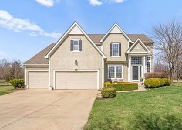 $749,950 | 18518 252nd Street, Paola, KS 66071
