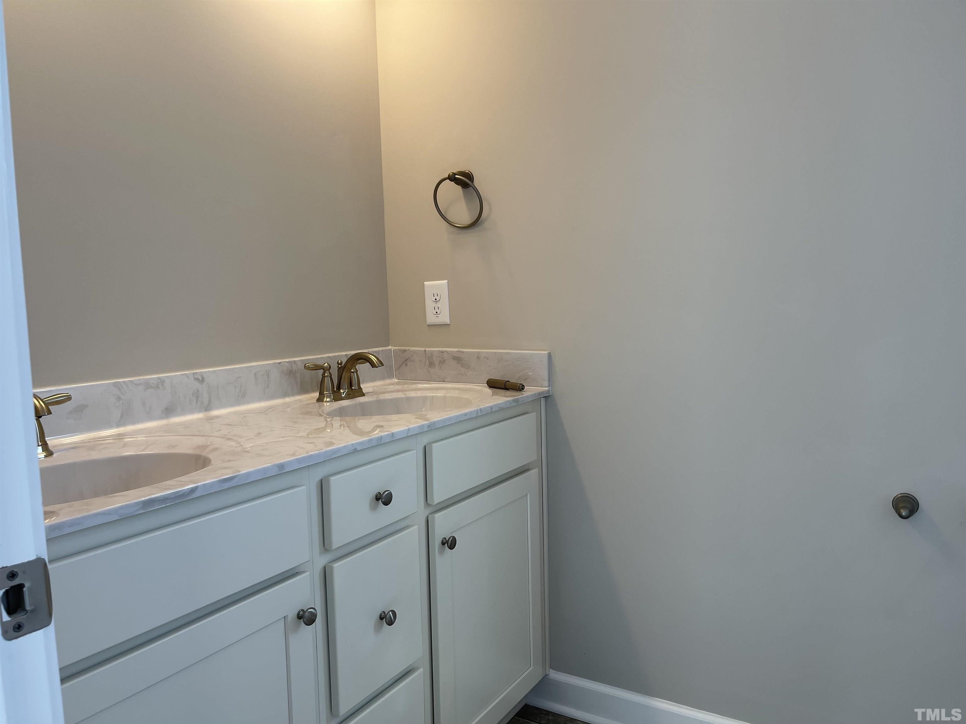 1602 Batten Farm Road Selma, NC 27576 - Photo 8 of 13 Gallery Image 8