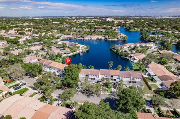 $5,100 | 7238 Jacaranda Lane, Miami Lakes, FL 33014