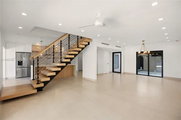 $5,100 | 7238 Jacaranda Lane, Miami Lakes, FL 33014