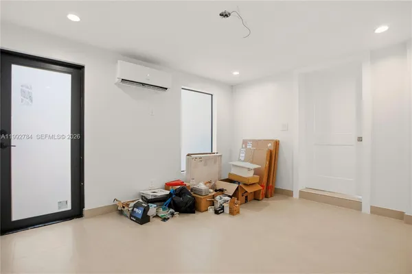 $5,150 | 7238 Jacaranda Lane, Miami Lakes, FL 33014