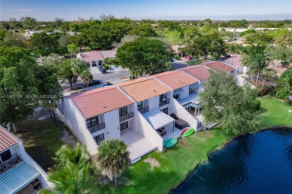 $5,100 | 7238 Jacaranda Lane, Miami Lakes, FL 33014