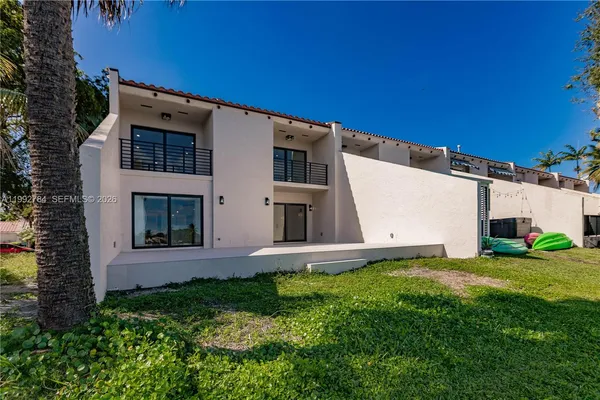 $5,100 | 7238 Jacaranda Lane, Miami Lakes, FL 33014
