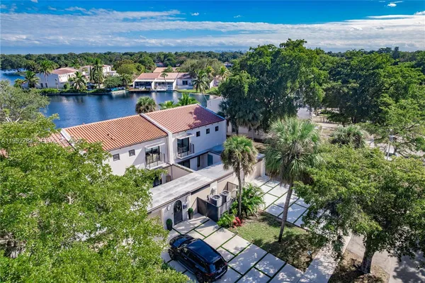 $5,100 | 7238 Jacaranda Lane, Miami Lakes, FL 33014