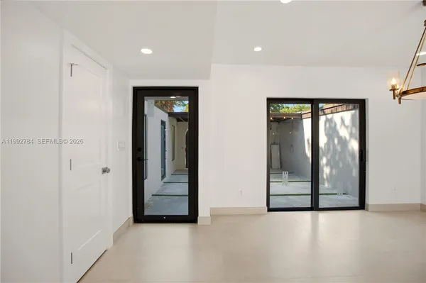 $5,150 | 7238 Jacaranda Lane, Miami Lakes, FL 33014