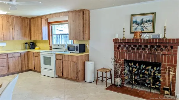 $2,450 | 1097 Northeast Kubin Avenue, Jensen Beach, FL 34957