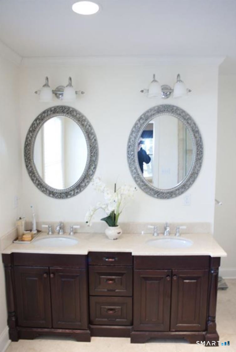 175 Alvin Street, Unit 175 Fairfield, CT 06825 - Photo 7 of 8