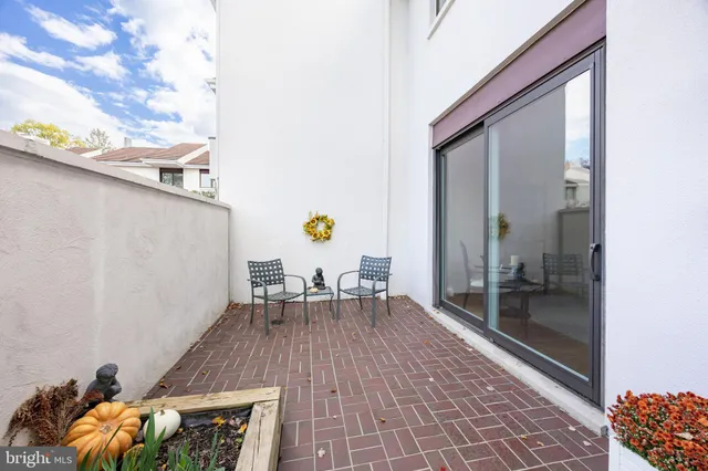 $539,900 | 9 Avignon, Unit 9, Devon, PA 19333