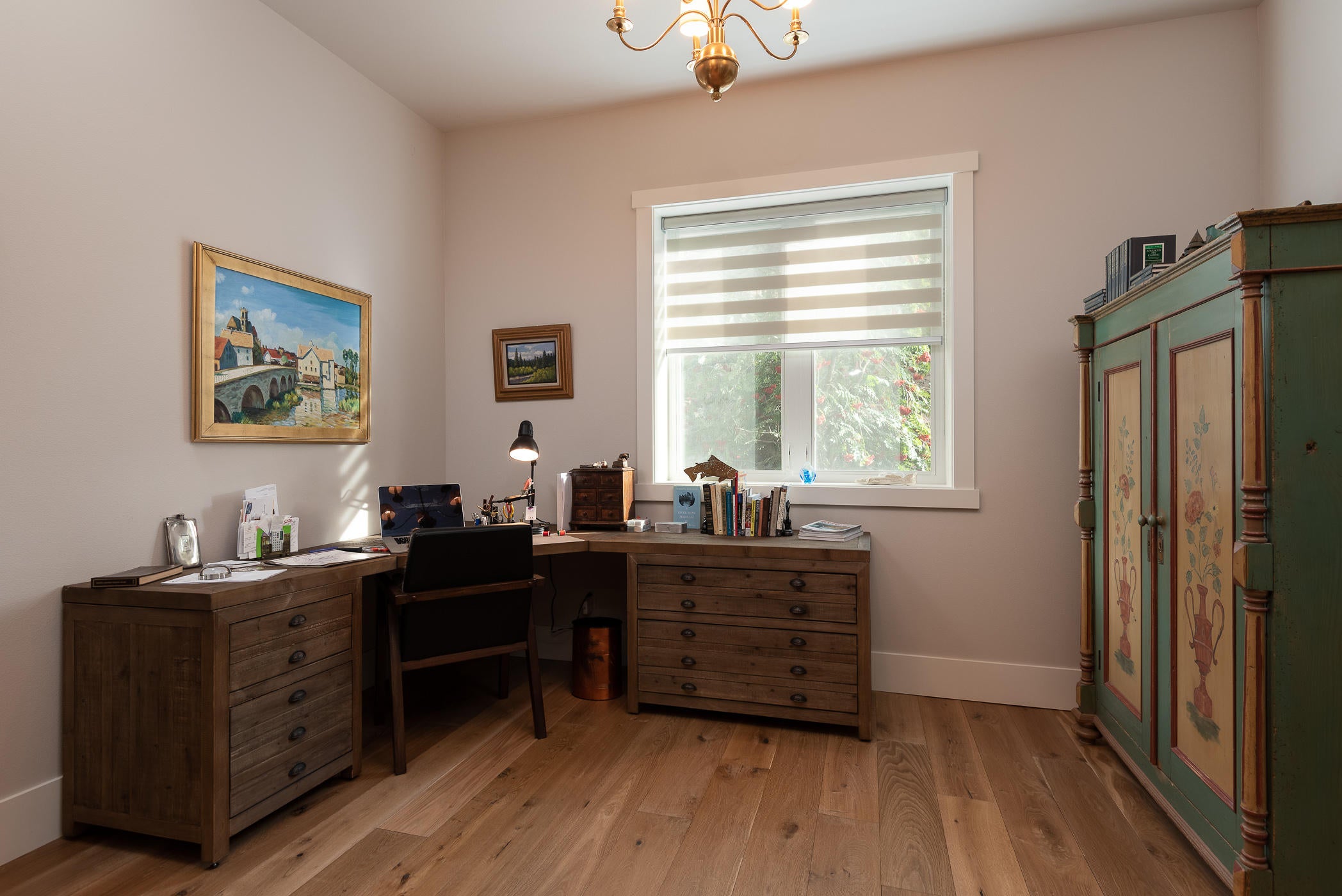 61338 Triple Knot Road Bend, OR 97702 - Photo 18 of 25 17OfficeTripleknot_Natalie_61338-9