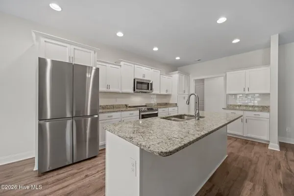 $565,000 | 584 White Shoal Way, Sneads Ferry, NC 28460