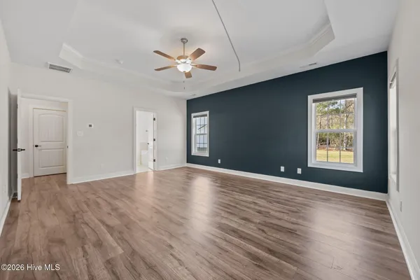 $565,000 | 584 White Shoal Way, Sneads Ferry, NC 28460