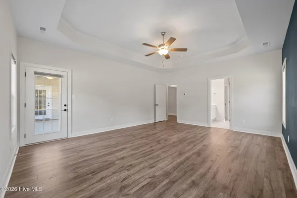 $565,000 | 584 White Shoal Way, Sneads Ferry, NC 28460