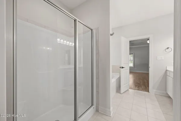 $565,000 | 584 White Shoal Way, Sneads Ferry, NC 28460