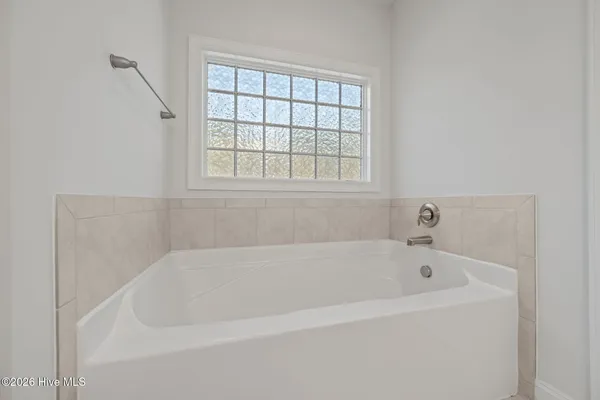 $565,000 | 584 White Shoal Way, Sneads Ferry, NC 28460