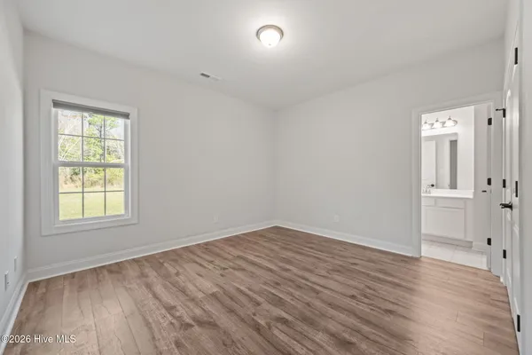 $565,000 | 584 White Shoal Way, Sneads Ferry, NC 28460