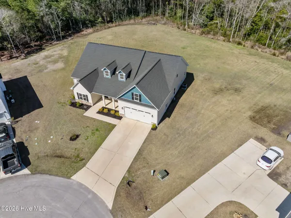 $565,000 | 584 White Shoal Way, Sneads Ferry, NC 28460