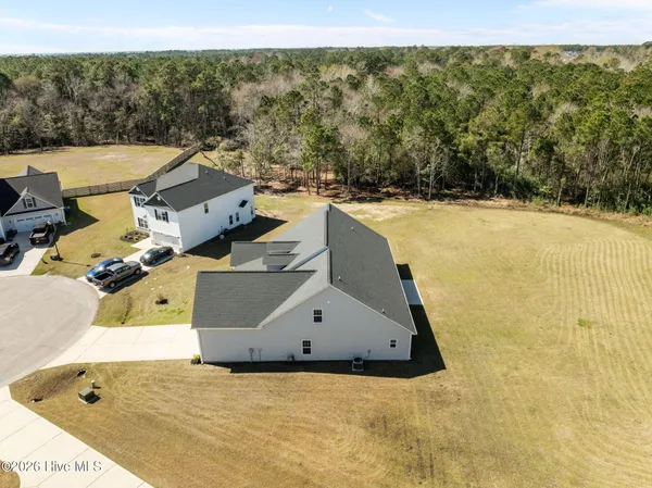 $565,000 | 584 White Shoal Way, Sneads Ferry, NC 28460