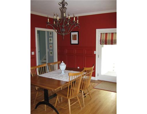 17 Little Pond County Road Cumberland, RI 02864 - Photo 5 of 11 Dining Room.