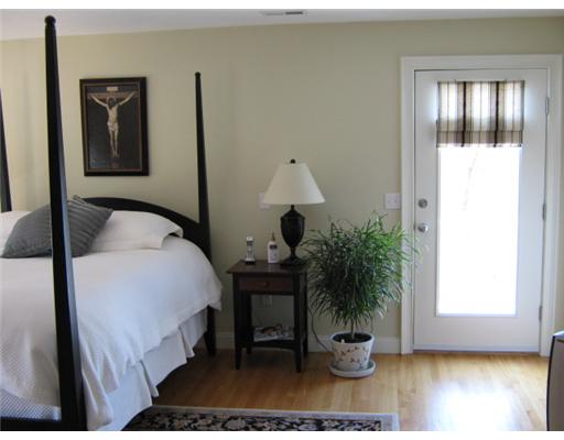 17 Little Pond County Road Cumberland, RI 02864 - Photo 9 of 11 Master Bedroom.