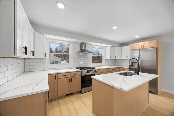 $399,900 | 15 Aprille Lane, Rush, NY 14543