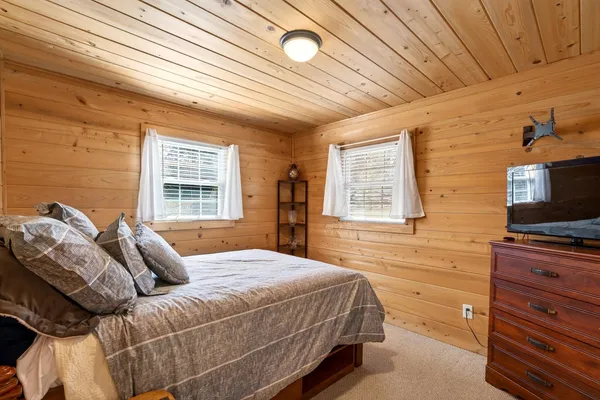 $675,000 | 353 Fagan Drive, Inman, SC 29349