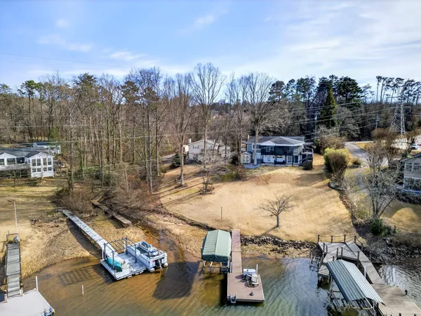 $675,000 | 353 Fagan Drive, Inman, SC 29349
