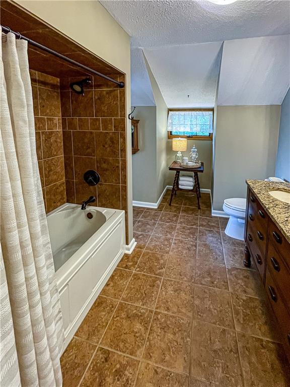 777 East Lake Road Transfer, PA 16154 - Photo 20 of 46 Upstairs bathroom