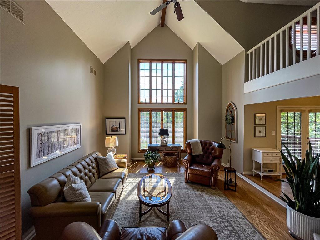 777 East Lake Road Transfer, PA 16154 - Photo 4 of 46 Gallery Image 4