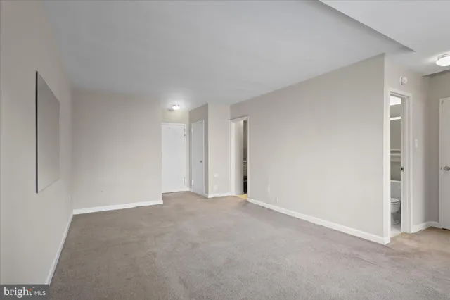 $1,950 | 1011 Arlington Boulevard, Unit 444, Arlington, VA 22209