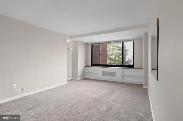 $1,950 | 1011 Arlington Boulevard, Unit 444, Arlington, VA 22209