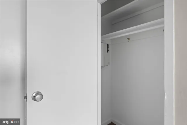 $1,950 | 1011 Arlington Boulevard, Unit 444, Arlington, VA 22209