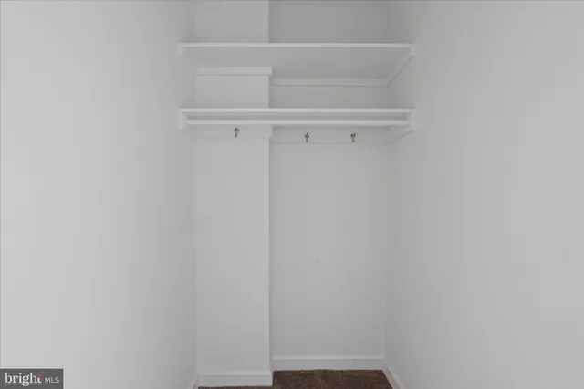 $1,950 | 1011 Arlington Boulevard, Unit 444, Arlington, VA 22209