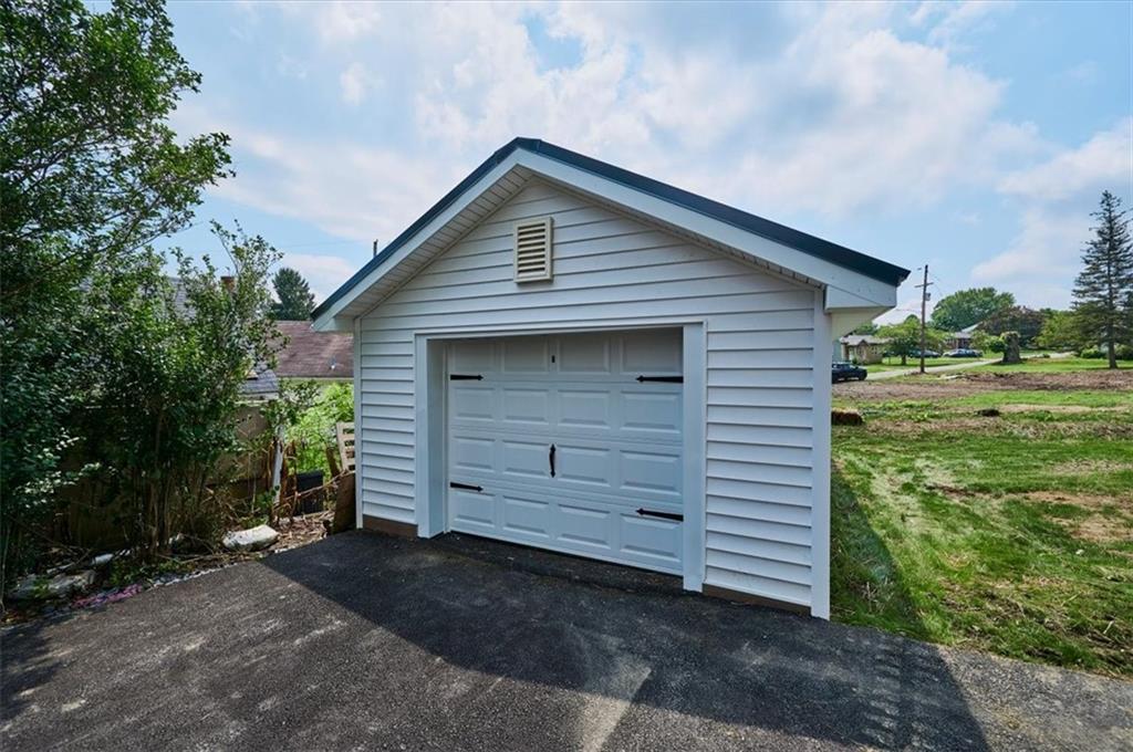 1536 Marshall Road Monaca, PA 15061 - Photo 30 of 39