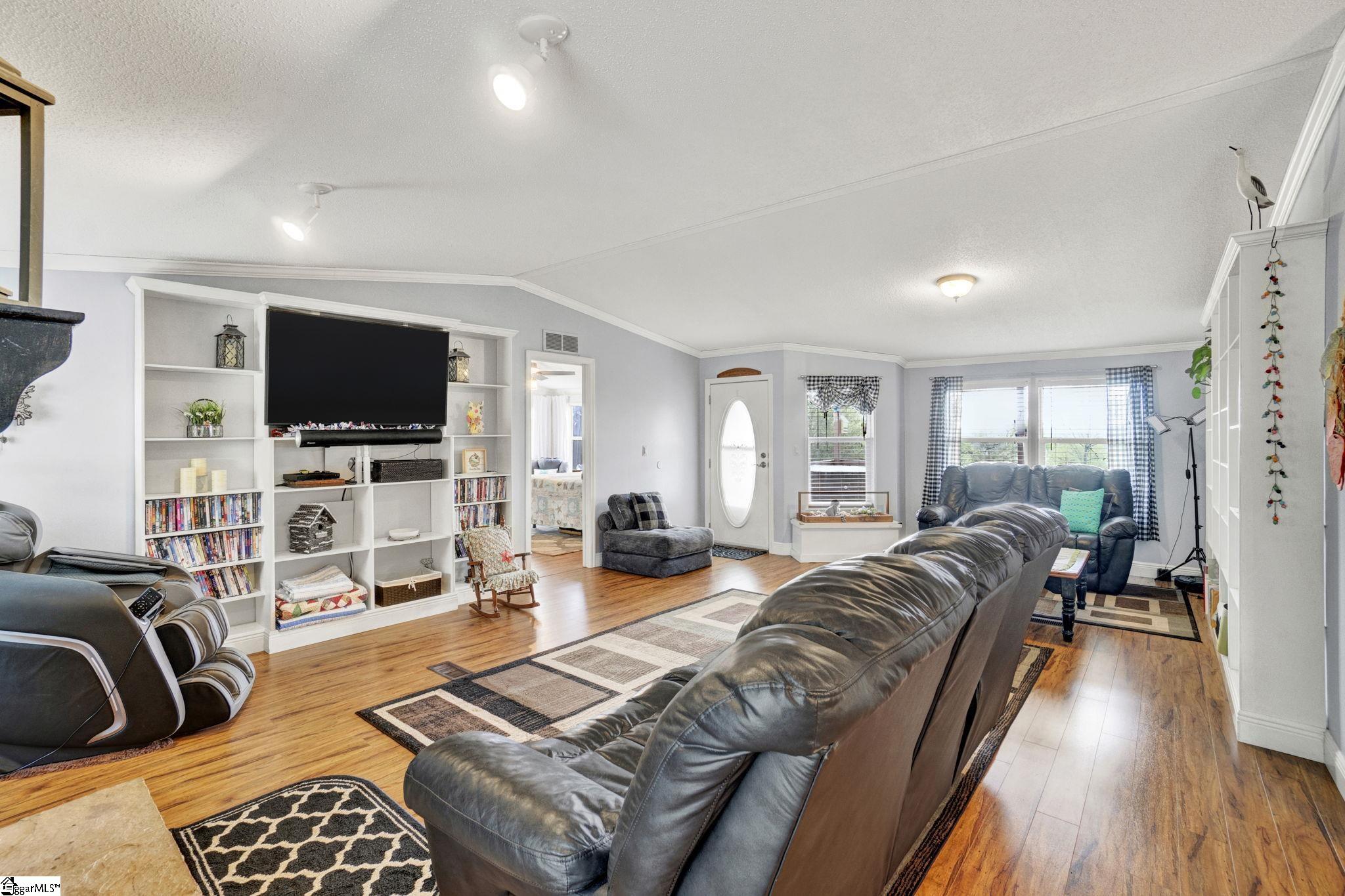 524 Dacusville Road Marietta, SC 29661 - Photo 9 of 50