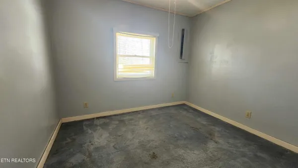 $329,900 | 214 Don't Care Lane, Celina, TN 38551