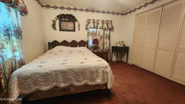 $329,900 | 214 Don't Care Lane, Celina, TN 38551