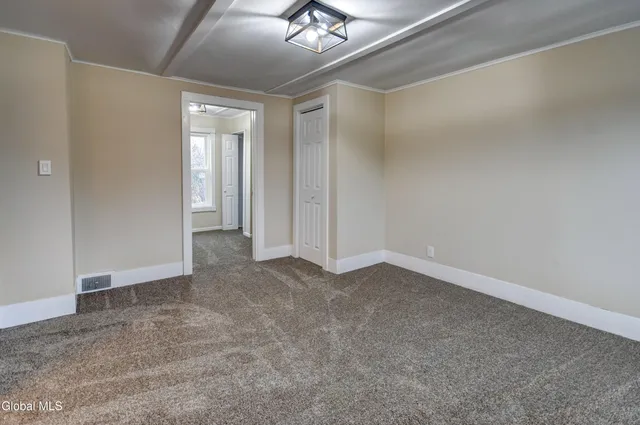 $224,900 | 10 Hallenbeck Street, Mayfield, NY 12117