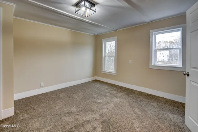 $224,900 | 10 Hallenbeck Street, Mayfield, NY 12117