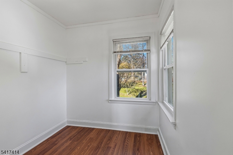 50 Ridgehurst Road West Orange, NJ 07052 - Photo 16 of 31