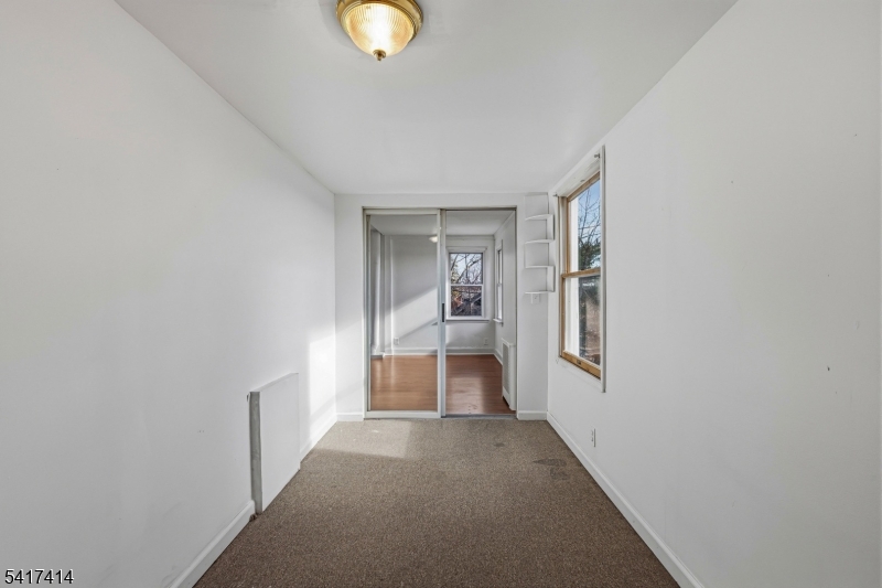 50 Ridgehurst Road West Orange, NJ 07052 - Photo 20 of 31