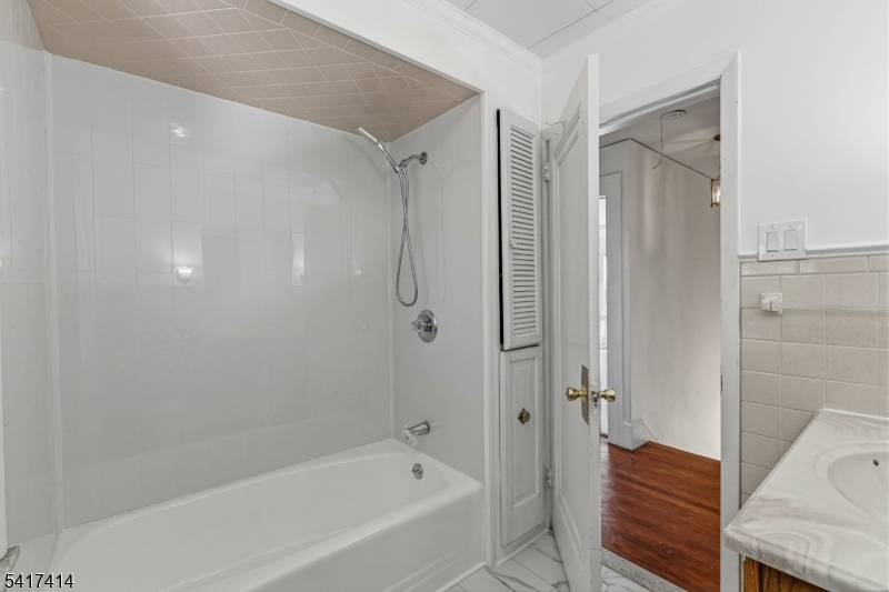 50 Ridgehurst Road West Orange, NJ 07052 - Photo 31 of 31