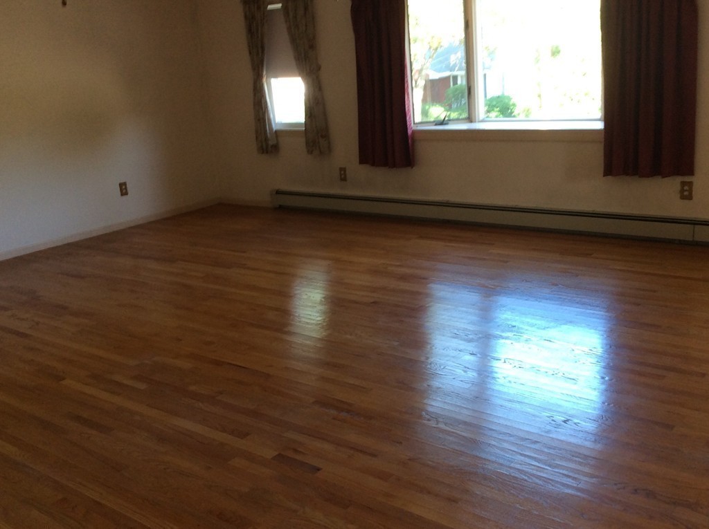8 Ellen Road Stoneham, MA 02180 - Photo 21 of 28 Gallery Image 21
