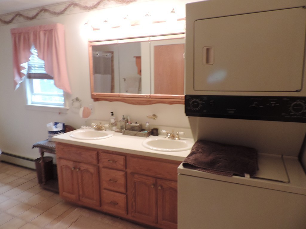 8 Ellen Road Stoneham, MA 02180 - Photo 24 of 28 Gallery Image 24