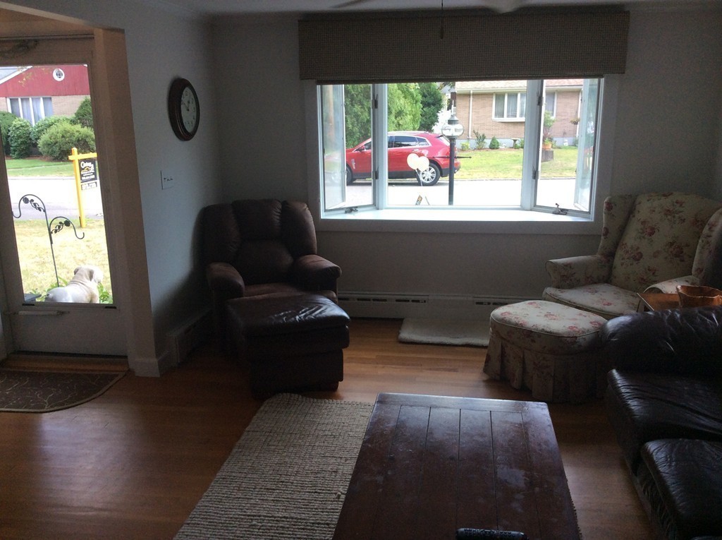 8 Ellen Road Stoneham, MA 02180 - Photo 5 of 28 Gallery Image 5