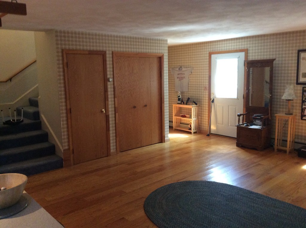 8 Ellen Road Stoneham, MA 02180 - Photo 8 of 28 Gallery Image 8