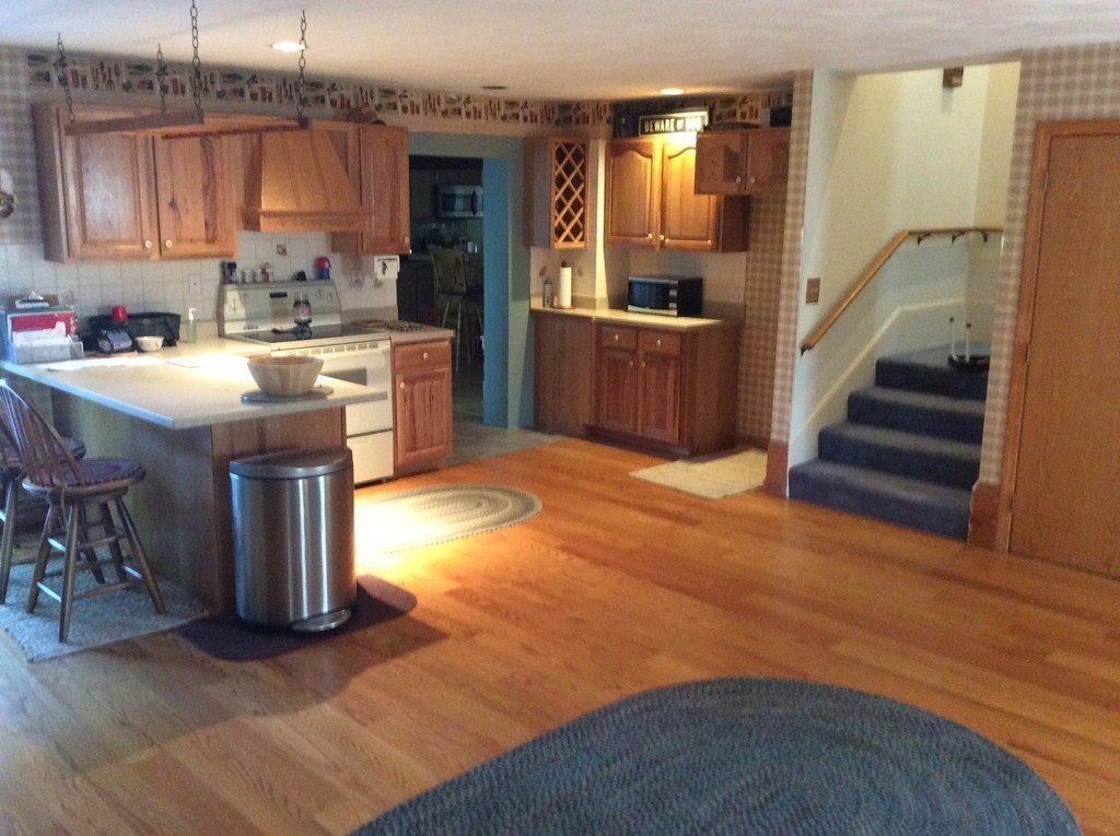 8 Ellen Road Stoneham, MA 02180 - Photo 9 of 28 Gallery Image 9