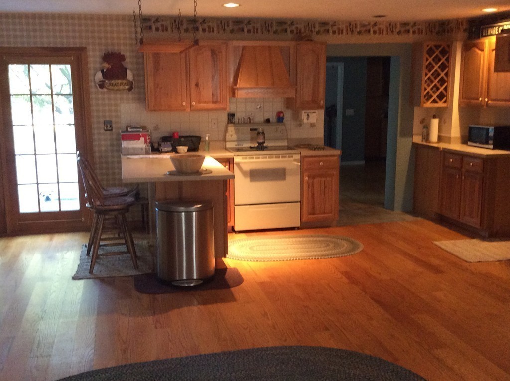 8 Ellen Road Stoneham, MA 02180 - Photo 10 of 28 Gallery Image 10